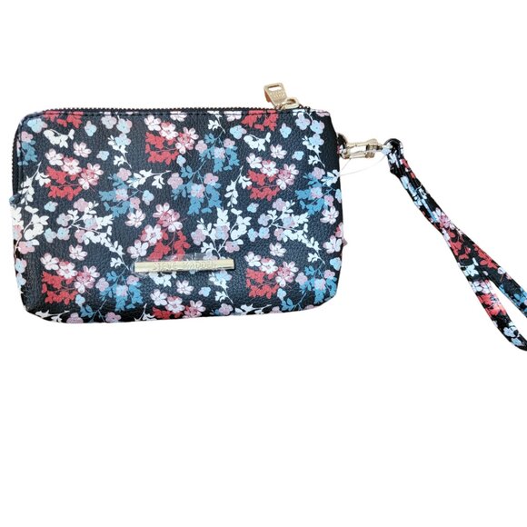 NWT Steve Madden Poppy Btrell Wristlet - Beautiful Floral White/Red/Blue… - Picture 1 of 16